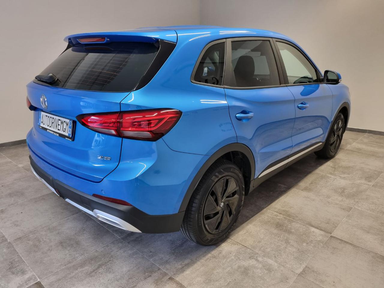 MG ZS 1.5 Standard - 37