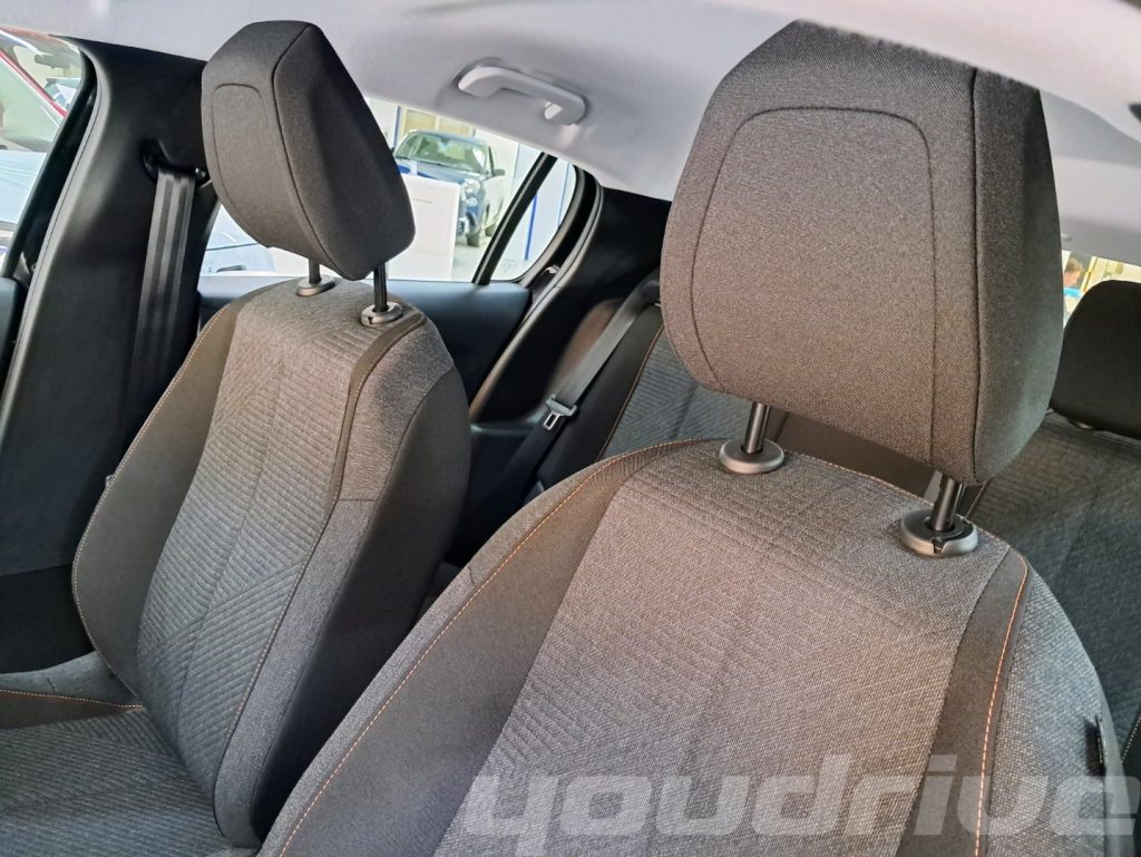 PEUGEOT 208 / Hybrid 110 e-DCS6 Style KM0 - 16