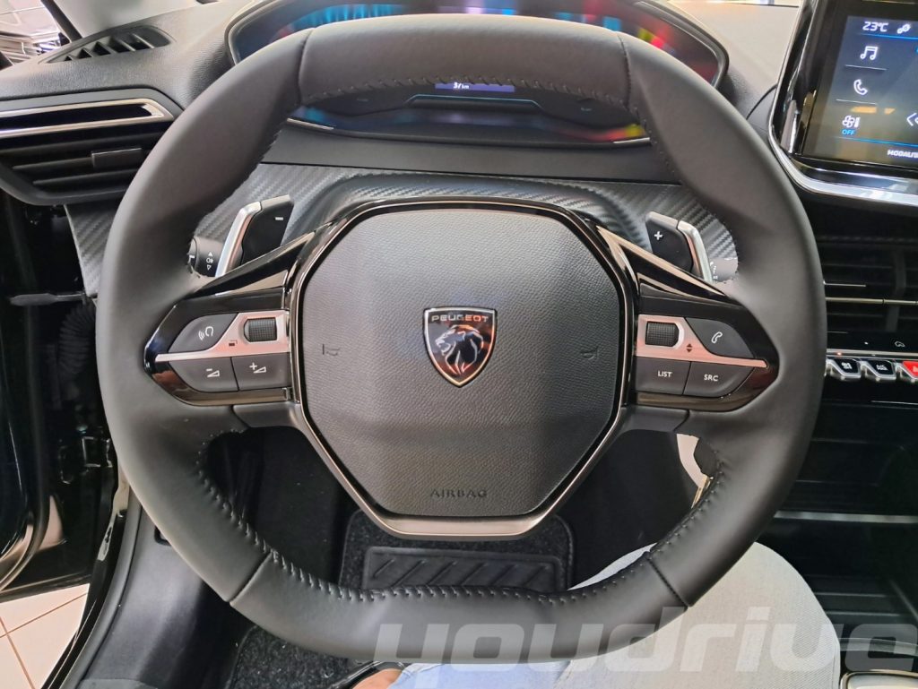 PEUGEOT 208 / Hybrid 110 e-DCS6 Style KM0 - 11