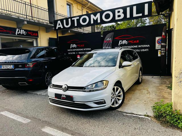 VOLKSWAGEN Golf Variant Bianco pastello