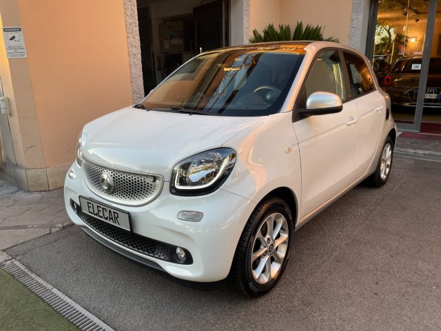 SMART ForFour Bianco pastello