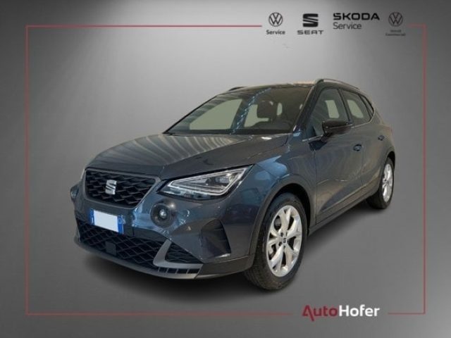 SEAT Arona Grau metallisiert