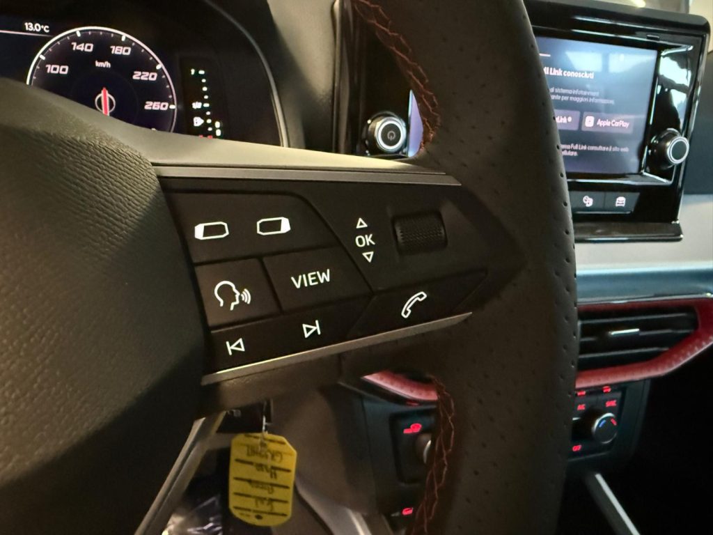 SEAT Arona 1.0 TSI FR LED App Connect DAB+ - 17