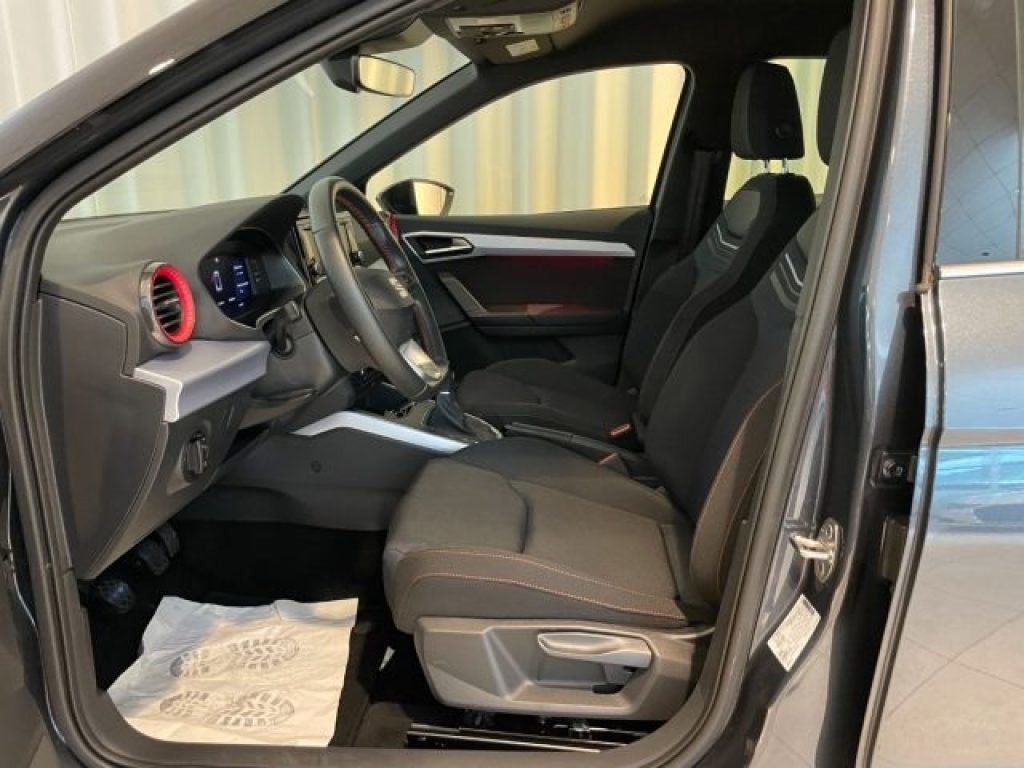 SEAT Arona 1.0 TSI FR LED App Connect DAB+ - 4