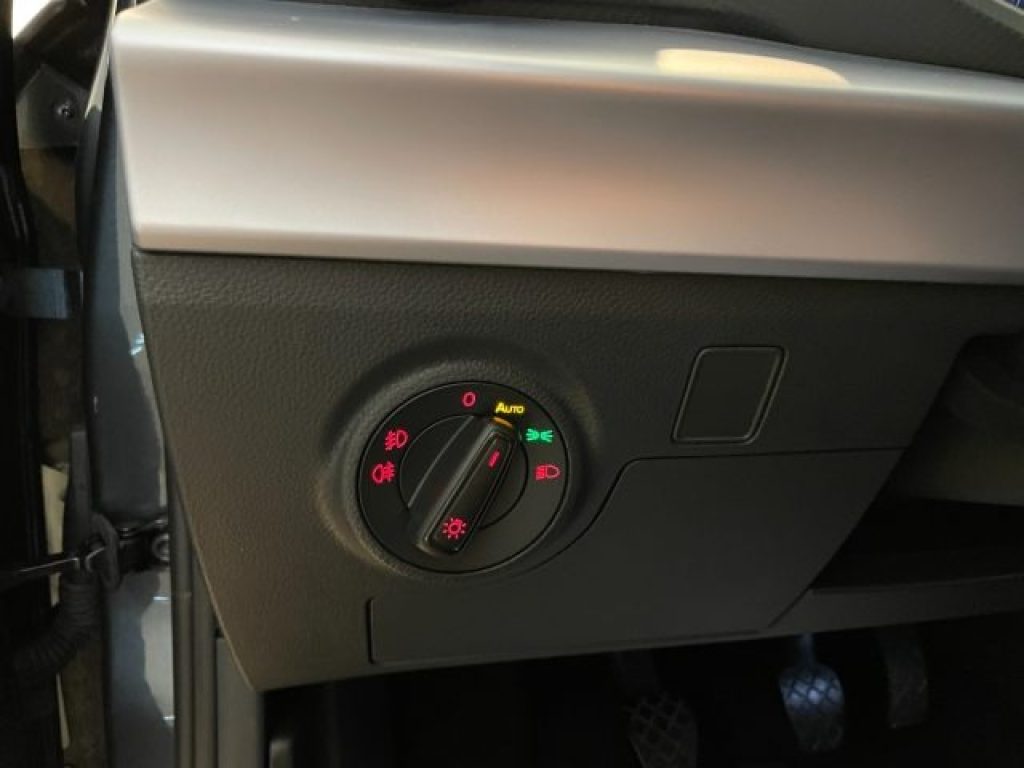 SEAT Arona 1.0 TSI FR LED App Connect DAB+ - 10