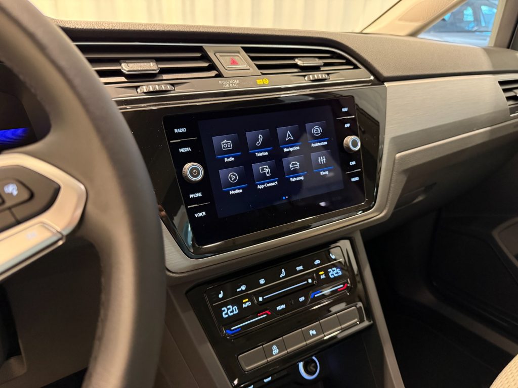 VOLKSWAGEN Touran 1.5 TSI Business Navi 7P DAB+ ACC App Connect - 13