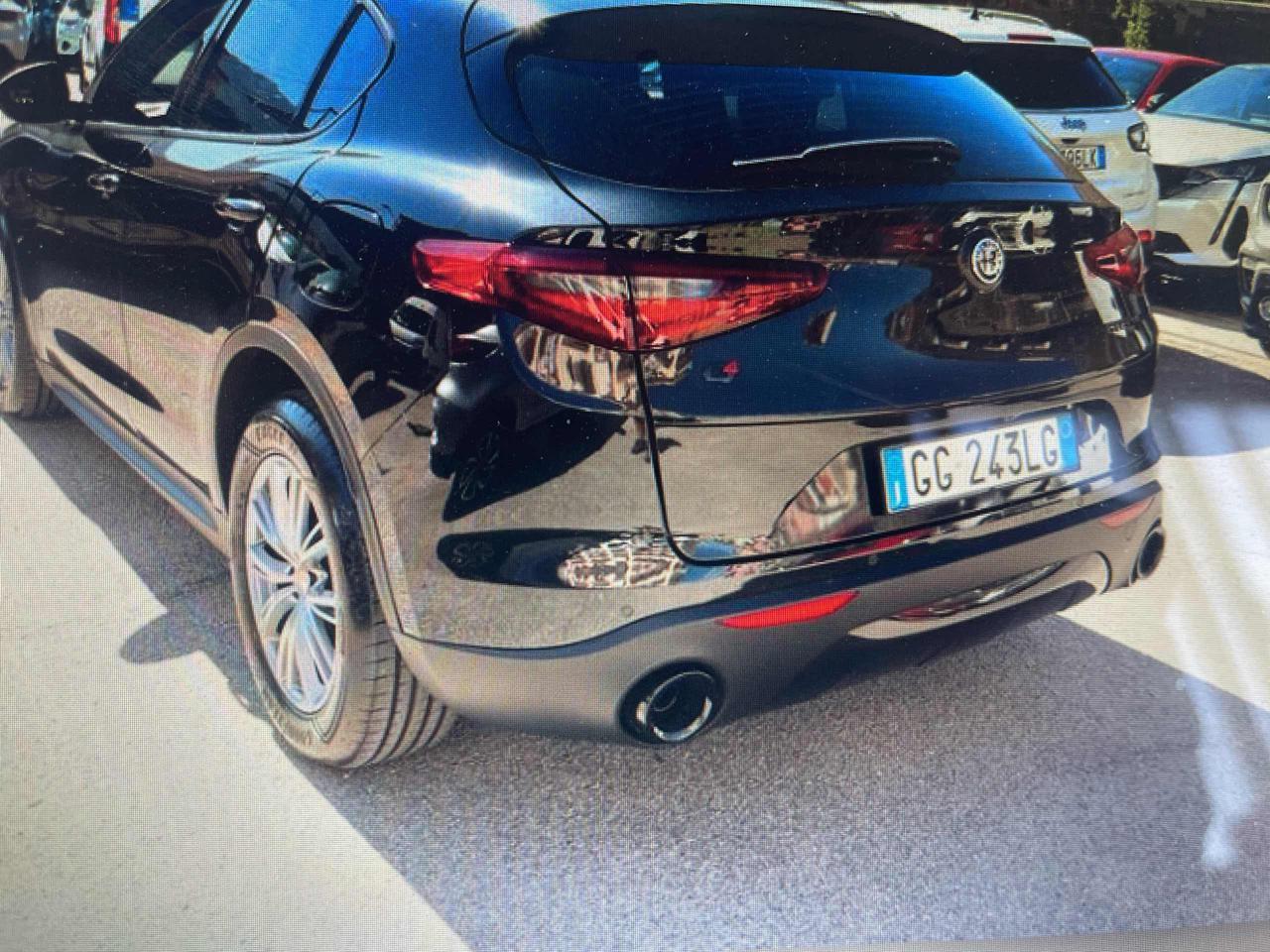 ALFA ROMEO Stelvio 2.2 Turbodiesel 190 CV AT8 Q4 Business - 4