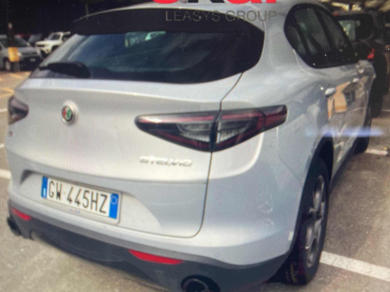 ALFA ROMEO Stelvio 2.2 Turbodiesel 210 CV AT8 Q4 Sprint - 3
