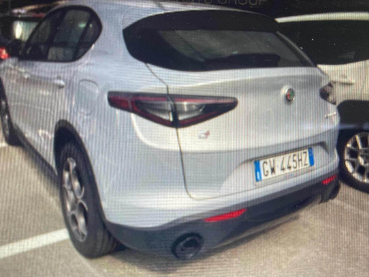 ALFA ROMEO Stelvio 2.2 Turbodiesel 210 CV AT8 Q4 Sprint - 2
