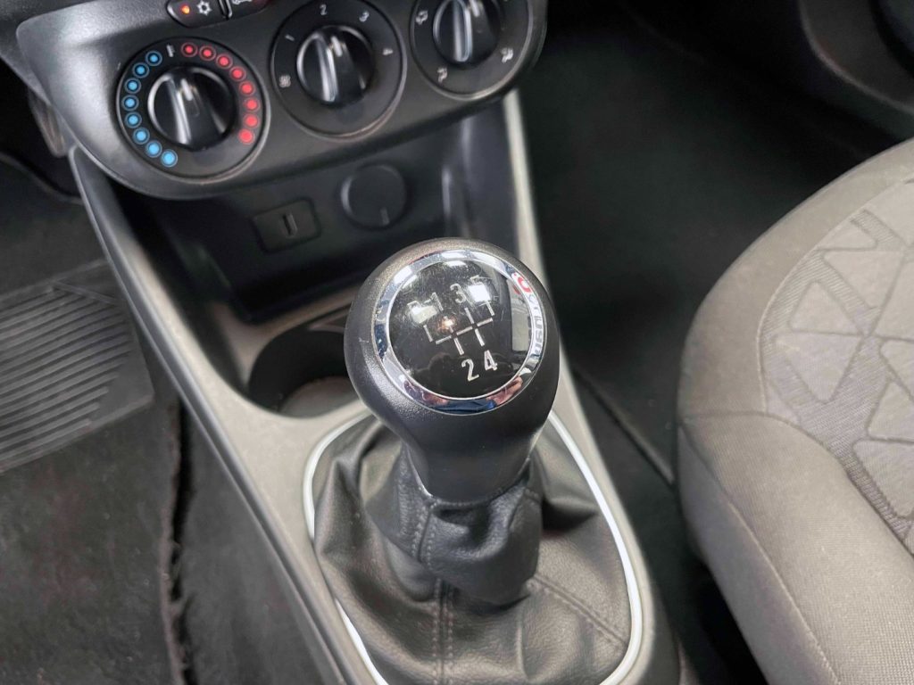 OPEL Corsa 5 PORTE 1.2 - 26