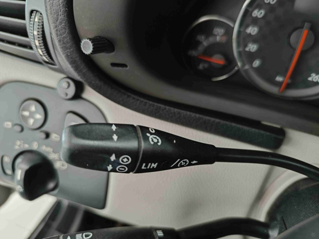 MERCEDES-BENZ CLC 220 CDI Sport - 19