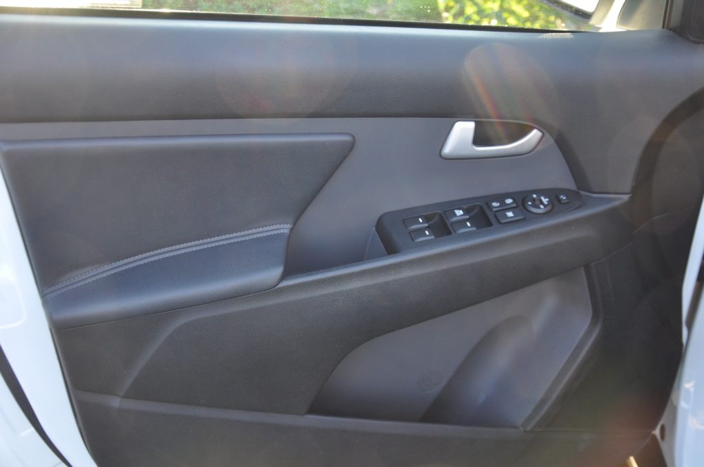 KIA Sportage 1.7 CRDI VGT 2WD Cool - 8