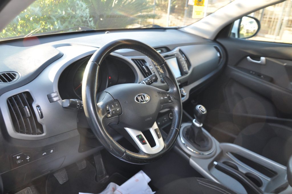 KIA Sportage 1.7 CRDI VGT 2WD Cool - 9