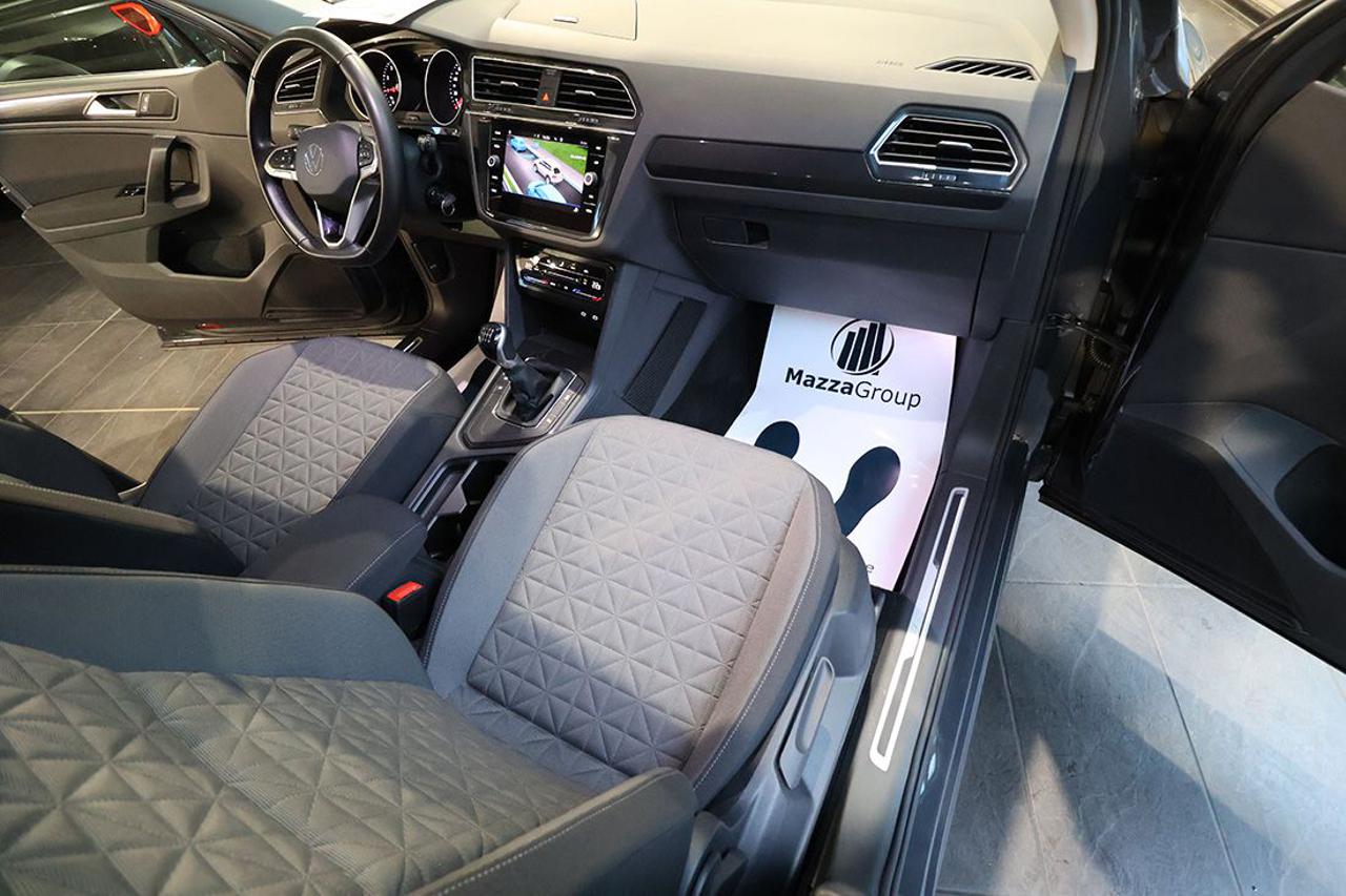 VOLKSWAGEN Tiguan 1.5 TSI ACT Life - 15