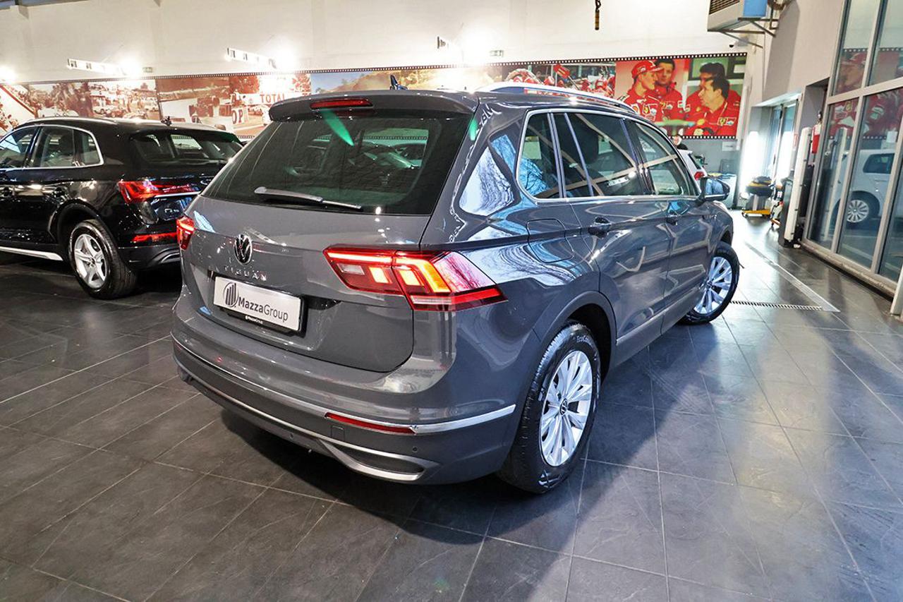 VOLKSWAGEN Tiguan 1.5 TSI ACT Life - 9