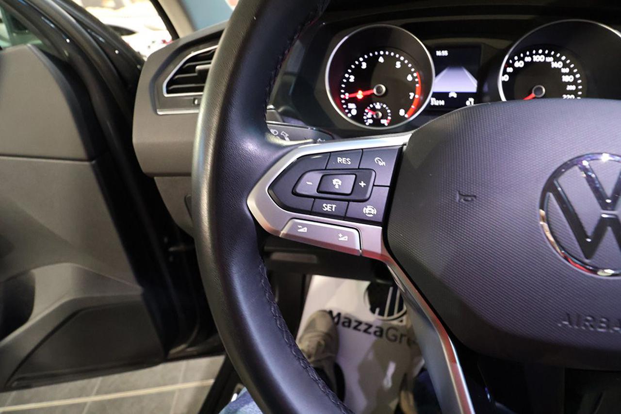 VOLKSWAGEN Tiguan 1.5 TSI ACT Life - 21