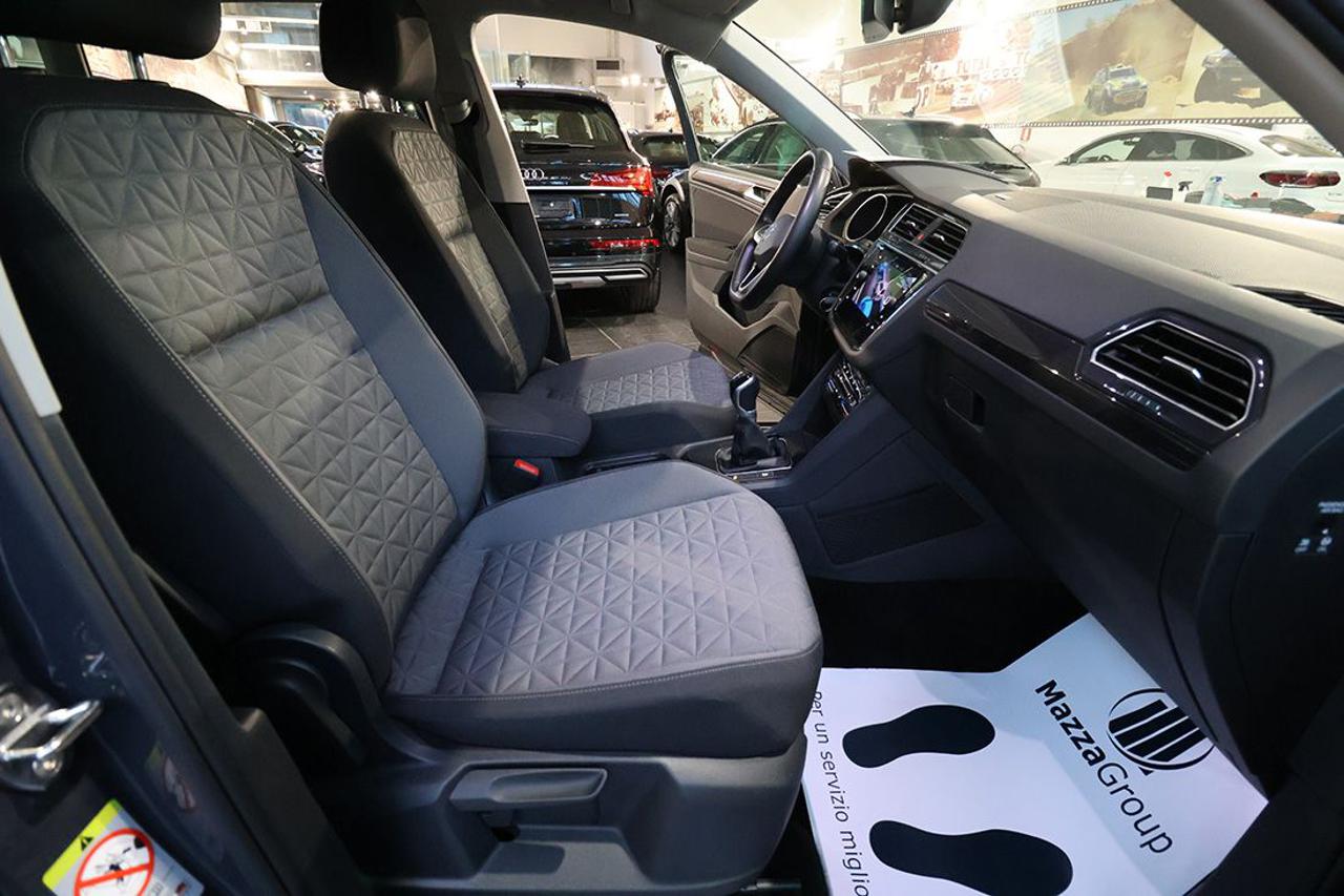 VOLKSWAGEN Tiguan 1.5 TSI ACT Life - 36