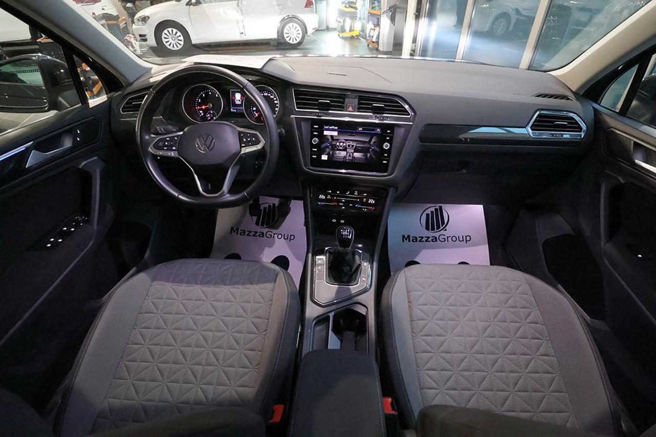 VOLKSWAGEN Tiguan 1.5 TSI ACT Life - 28