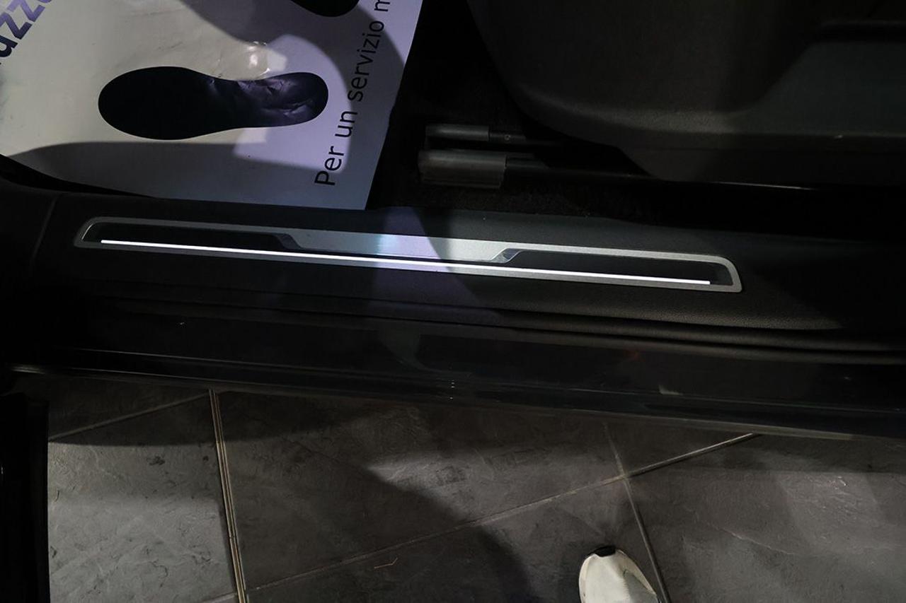 VOLKSWAGEN Tiguan 1.5 TSI ACT Life - 35