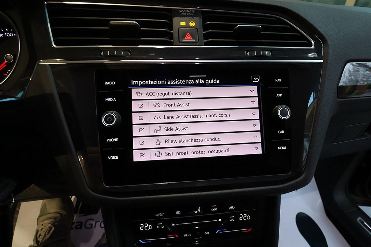 VOLKSWAGEN Tiguan 1.5 TSI ACT Life - 25