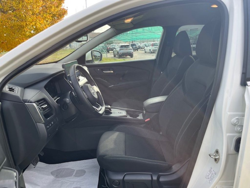 NISSAN Qashqai MHEV 158 CV Xtronic N-Connecta - 11