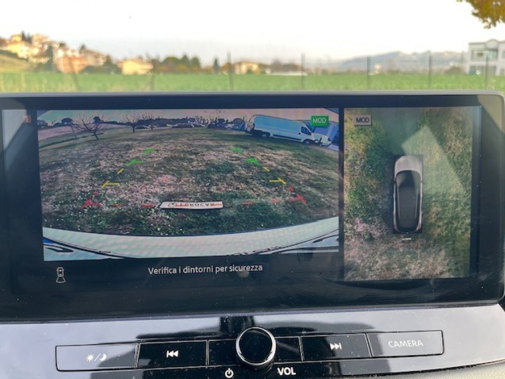 NISSAN Qashqai MHEV 158 CV Xtronic N-Connecta - 23