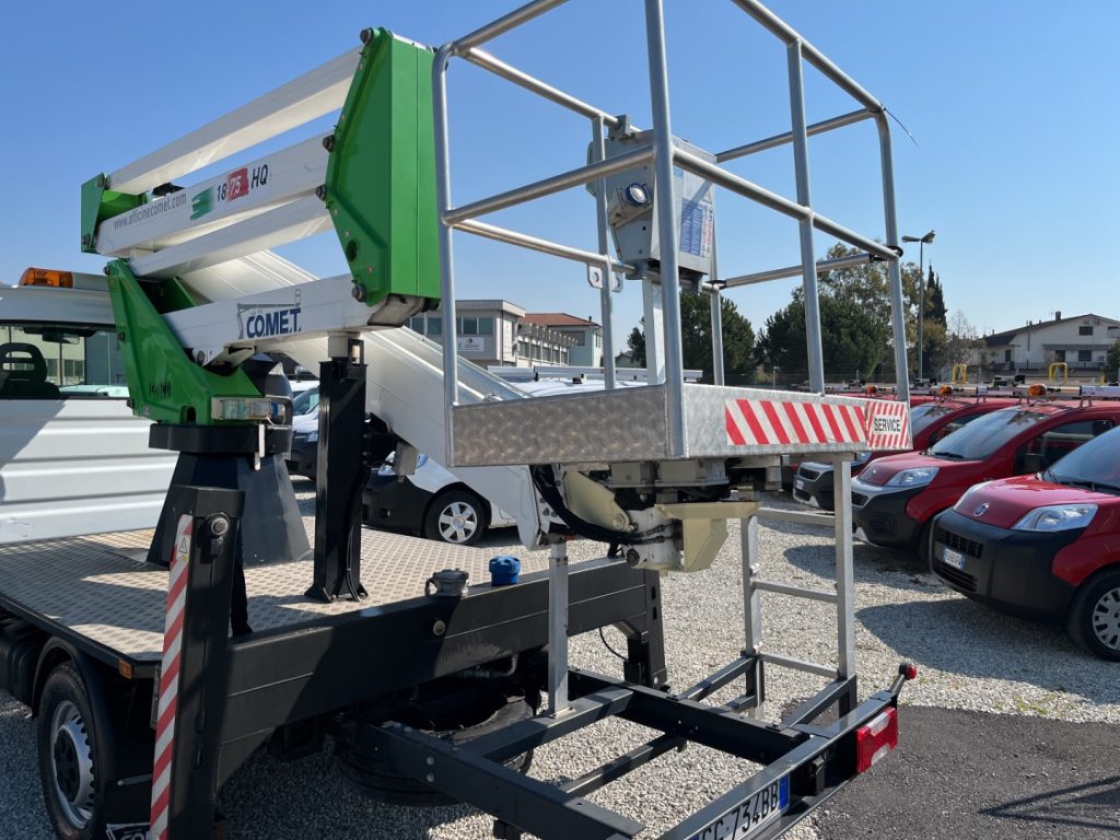 IVECO Daily piattaforma aerea 35S14H - 14