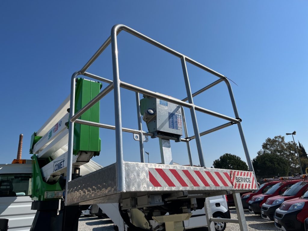 IVECO Daily piattaforma aerea 35S14H - 15