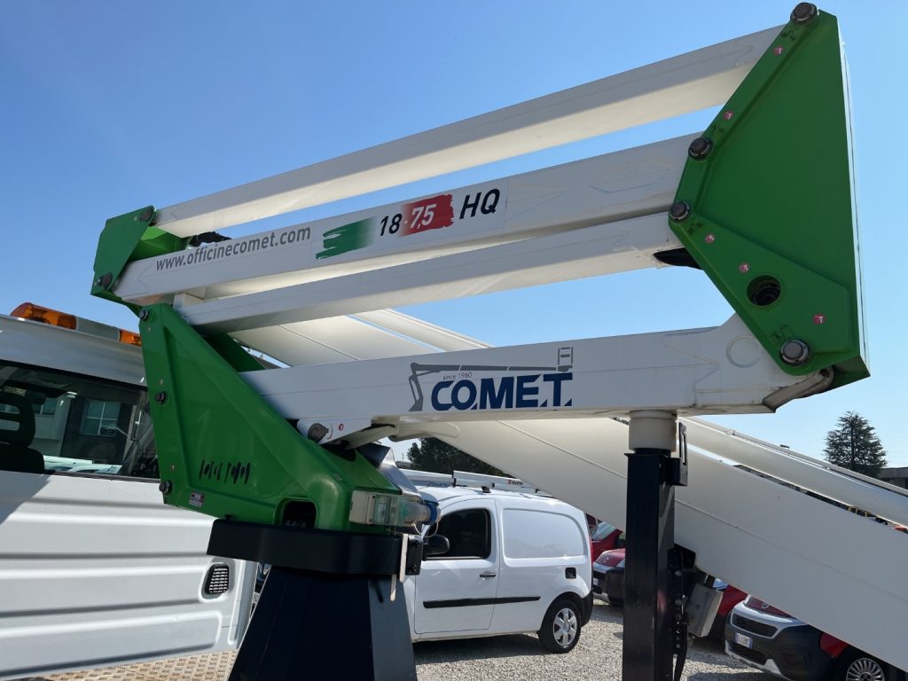 IVECO Daily piattaforma aerea 35S14H - 16