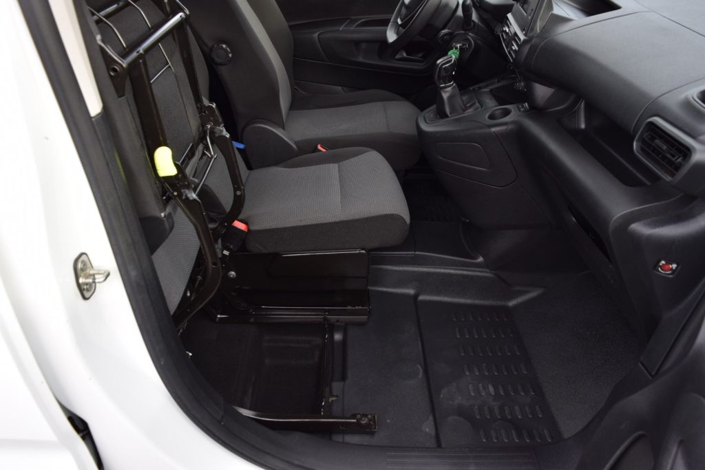 PEUGEOT Partner 1.5 BlueHDi L1 Premium 3 POSTI 100CV - 14