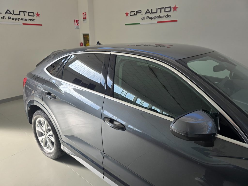 AUDI Q3 SPB 35 TDI S tronic S line edition - 28