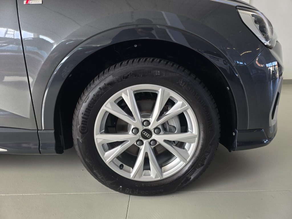 AUDI Q3 SPB 35 TDI S tronic S line edition - 29