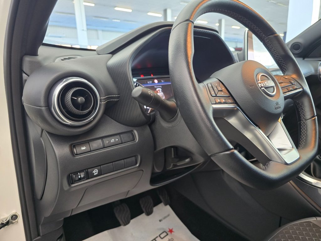 NISSAN Juke 1.0 DIG-T 114 CV N-Connecta - 22