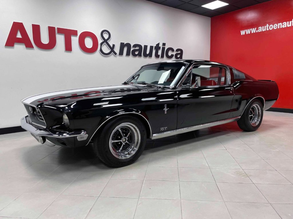 FORD Mustang DOOR FASTBACK - GT 4800 - 3