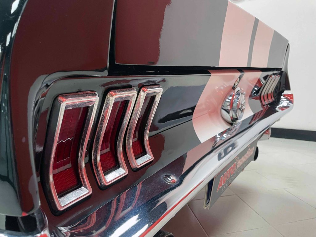 FORD Mustang DOOR FASTBACK - GT 4800 - 15