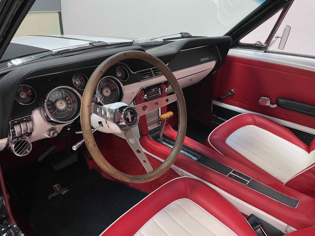 FORD Mustang DOOR FASTBACK - GT 4800 - 19