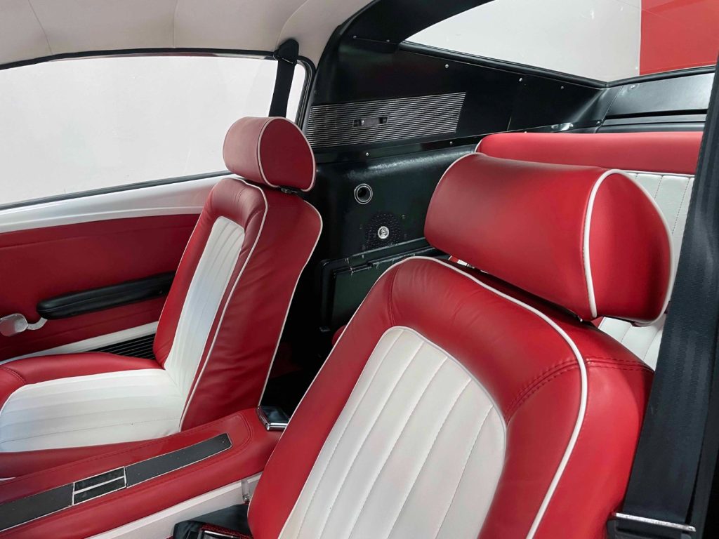 FORD Mustang DOOR FASTBACK - GT 4800 - 21