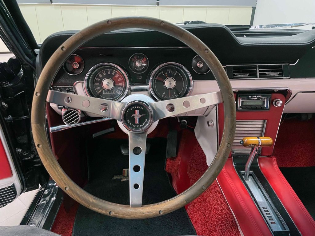 FORD Mustang DOOR FASTBACK - GT 4800 - 23