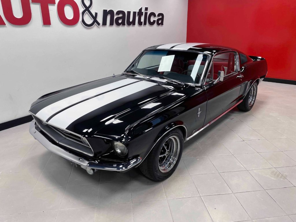 FORD Mustang DOOR FASTBACK - GT 4800 - 31