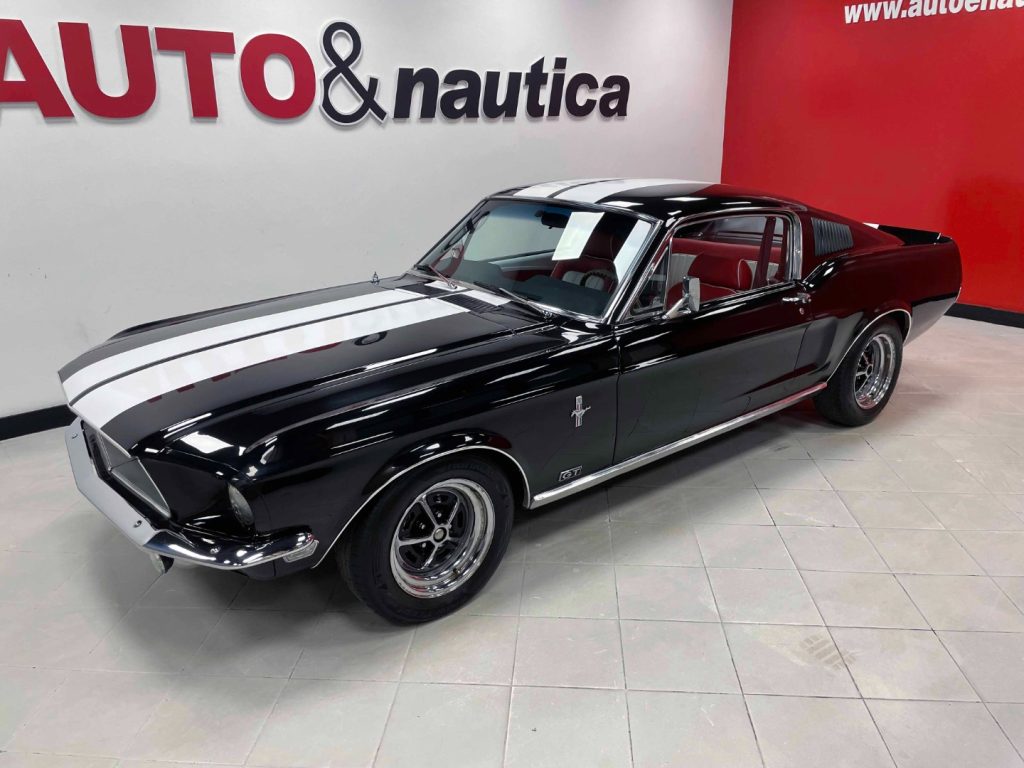 FORD Mustang DOOR FASTBACK - GT 4800 - 32