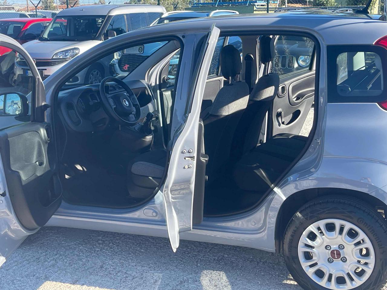 FIAT Panda 1.0 FireFly S&S Hybrid - 21