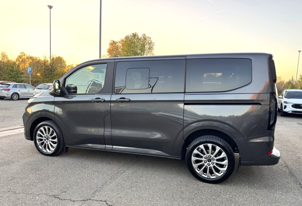 FORD Tourneo Custom 320 2.0 EcoBlue 170CV aut. AWD PC Titanium X - 6
