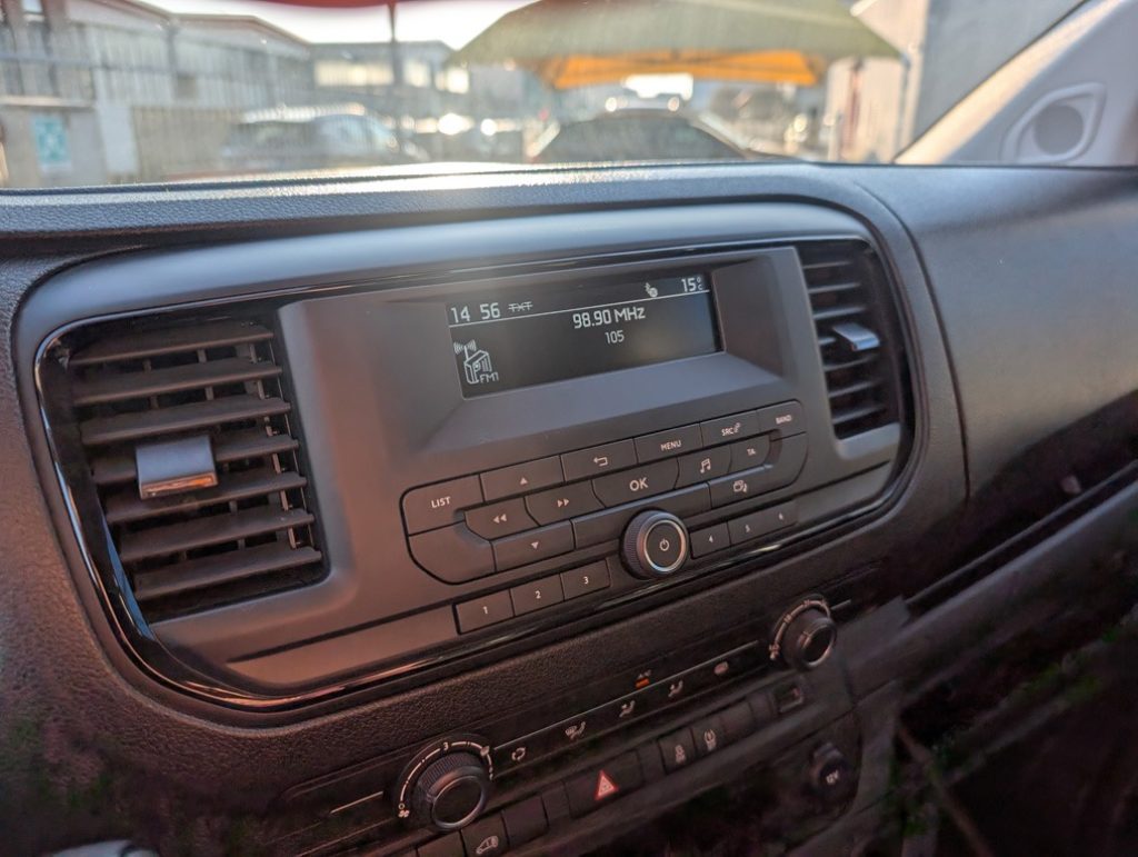 PEUGEOT e-Expert 75kW PL-TN Furgone Premium Standard - 11