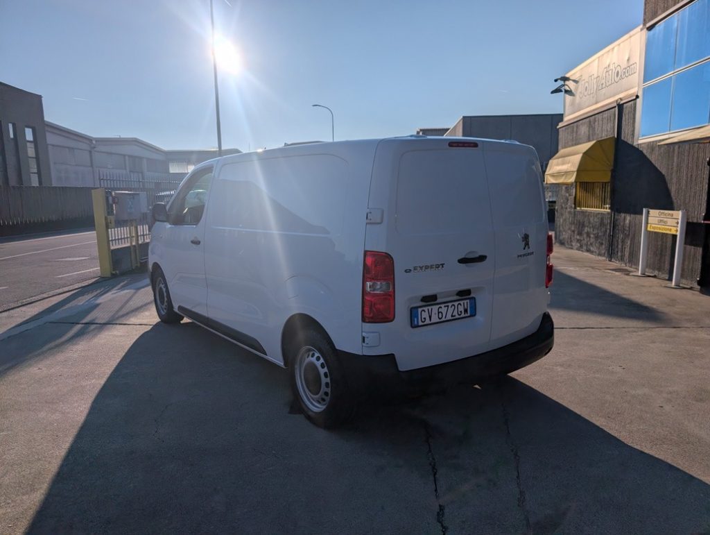 PEUGEOT e-Expert 75kW PL-TN Furgone Premium Standard - 15