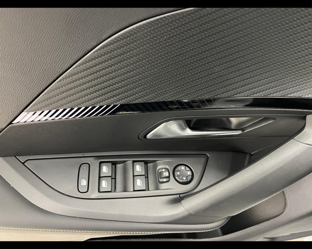 PEUGEOT 2008 1.2 puretech Allure s&s 100cv - 13