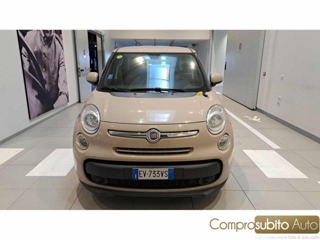 FIAT 500L Beige pastello