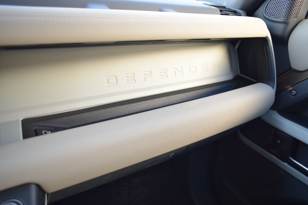 LAND ROVER Defender Defender 110 3.0D I6 250 CV AWD Auto X-Dynamic S - 12