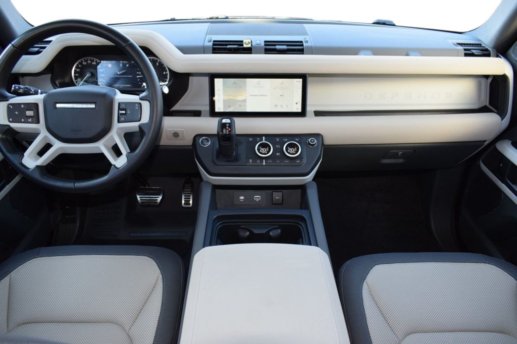 LAND ROVER Defender Defender 110 3.0D I6 250 CV AWD Auto X-Dynamic S - 38