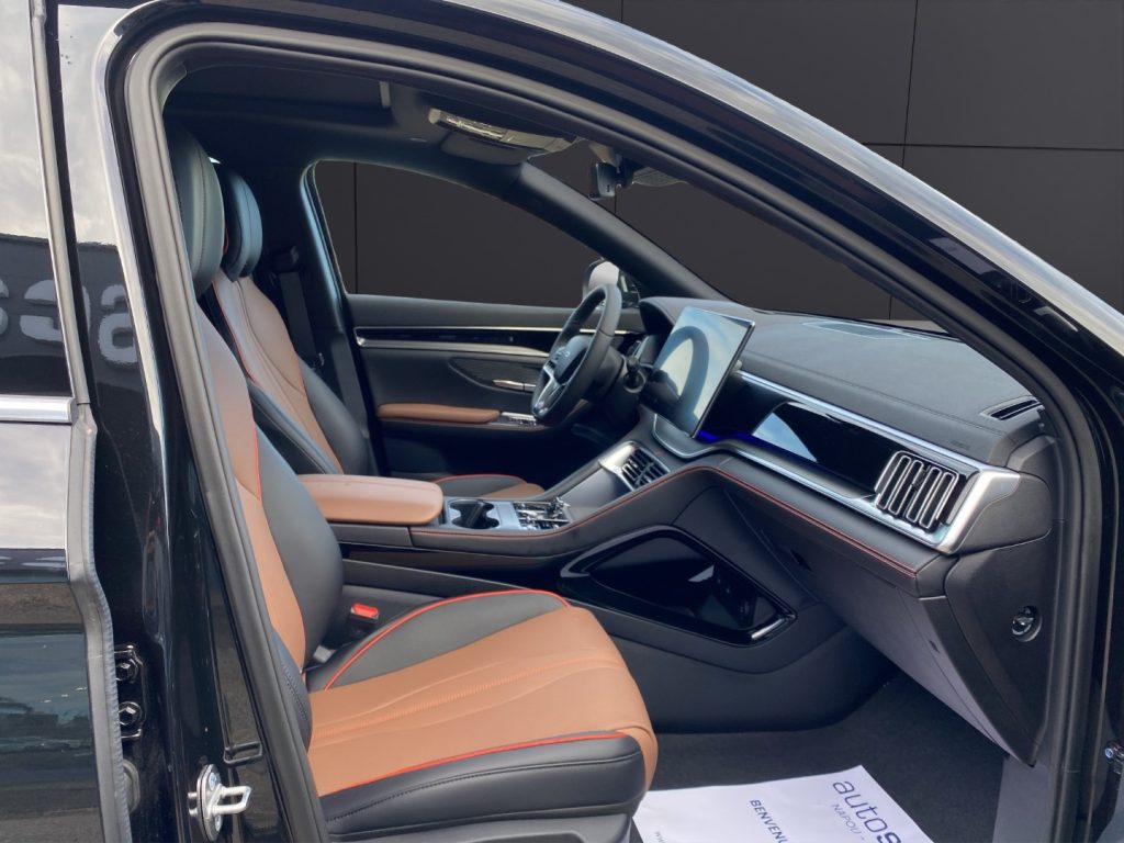 BYD Seal U DMi 1.5 218 CV PHEV Boost - 18