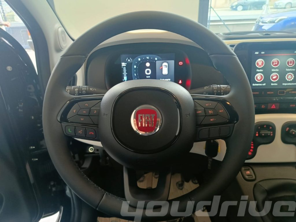 FIAT New Panda / 1.0 FireFly S&S Hybrid Pandina KM0 - 11